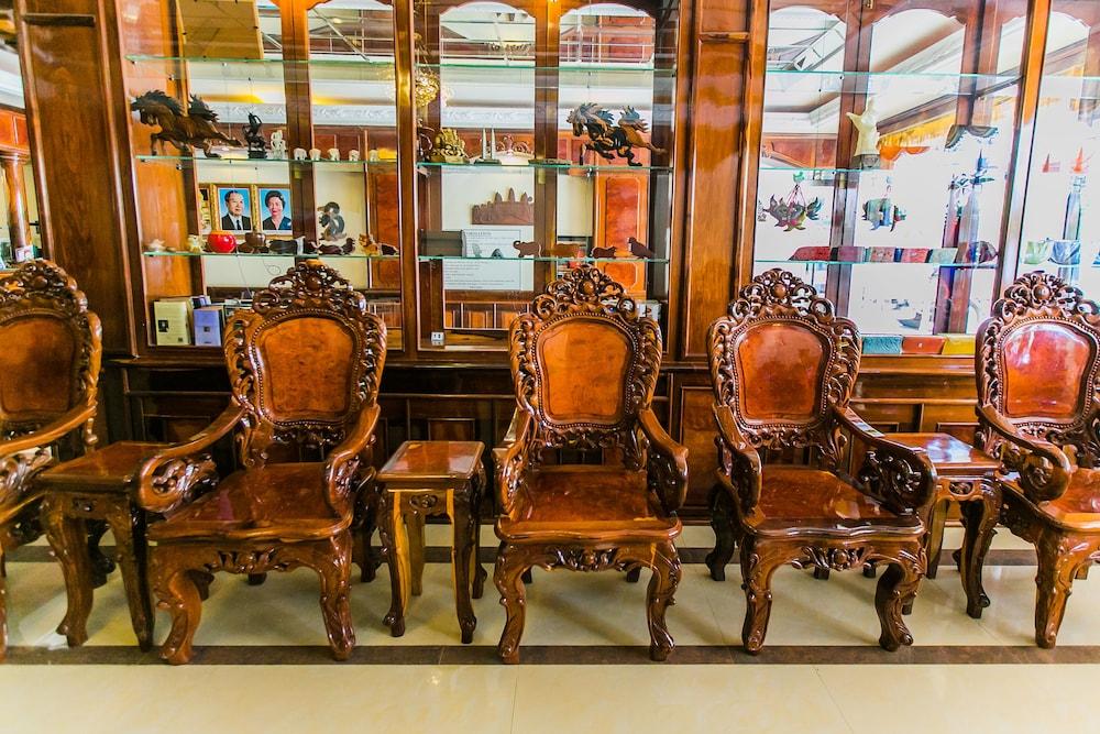 Star Hotel Battambang Extérieur photo