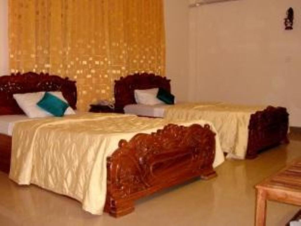 Star Hotel Battambang Chambre photo
