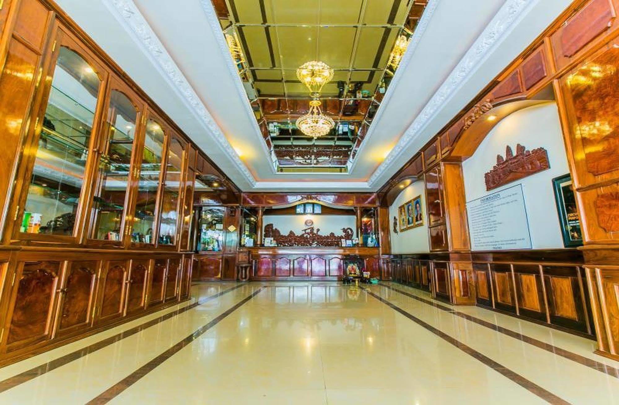 Star Hotel Battambang Extérieur photo